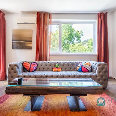 El Palacio Del Park Apartman *